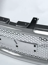 Spec-D Chrome ABS Round Hole Mesh Grille GMC Sierra | Yukon 1999-2006                                     - HG-GMC99CO - Image 6