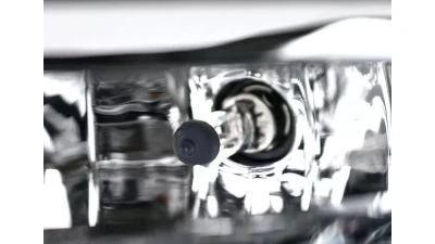 Spec-D 12V/51W 9006 Fog Lights Kit w/ Switch & Wiring Harness (Chrome Housing/Clear Lens) Honda CR-V 2002-2004                                     - LF-CRV02COEM-DL - Image 2