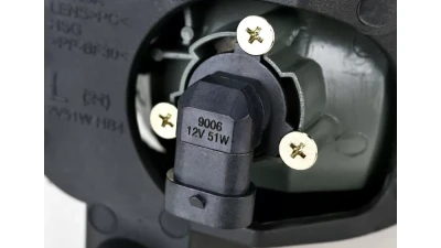 Spec-D 12V/51W 9006 Fog Lights Kit w/ Switch & Wiring Harness (Chrome Housing/Clear Lens) Honda CR-V 2002-2004                                     - LF-CRV02COEM-DL - Image 6