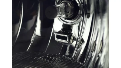 Spec-D H10 Fog Lights (Chrome Housing/Smoked Lens) Chevrolet Silverado | Avalanche 2002-2007                                     - LF-SIV03GOEM-HZ - Image 5