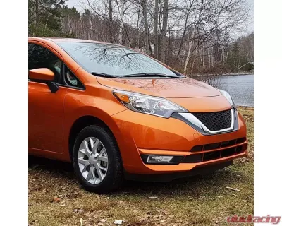 Spec-D H8 Fog Lights Kit (Chrome Housing/Clear Lens) Nissan Versa Note 2017-2019 - LF-VSN17COEM-HZ