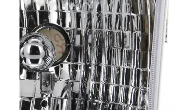 Spec-D Factory Style Headlights (Chrome Housing/Clear Lens) Jeep Grand Cherokee 1993-1998                                     - LH-GKEE93-RS - Image 4