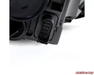 Spec-D Factory Style Headlights w/ Turn Signal Lights (Matte Black Housing/Clear Lens) Volkswagen Jetta | Golf MK5 2005-2010 - LH-GLF05JM-RS