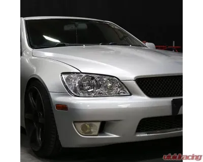 Spec-D Factory Style Crystal Headlights (Chrome Housing/Clear Lens) Lexus IS300 2001-2005 - LH-IS30001-RS