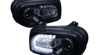 Spec-D Projector Headlights w/ LED Light Strip (Glossy Black Housing/Smoked Lens) Chrysler 300 | 300C 2005-2010                                     - LHP-300C05G-TM - Image 10