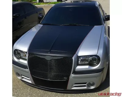 Spec-D Projector Headlights w/ LED Light Strips (Matte Black Housing/Clear Lens) Chrysler 300 2005-2010 - LHP-300C05JM-TM