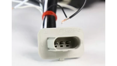 Spec-D Halo Projector Headlights (Glossy Black Housing/Smoked Lens) Volkswagen Beetle 1998-2005                                     - LHP-BEE98G-TM - Image 7