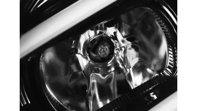 Spec-D LED Bar Projector Headlights w/ LED Turn Signal Lights (Jet Black Housing/Clear Lens) Mercedes-Benz W203 C-Class 2001-2007                                     - LHP-BW20301BK-TM - Image 4