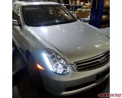 Spec-D Halo Projector Headlights (Chrome Housing/Clear Lens) Infiniti G35 2005-2006 - LHP-G35054-TM