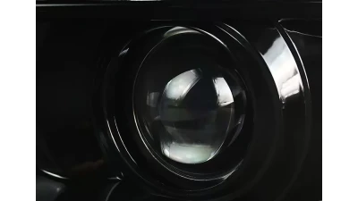 Spec-D Halo Projector Headlights (Jet Black Housing/Clear Lens) Ford Mustang 2005-2009                                     - LHP-MST05BK-TM - Image 3