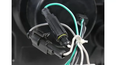 Spec-D H1 Projector Headlights (Matte Black Housing/Clear Lens) Ford Mustang 2005-2009                                     - LHP-MST05JM-RS - Image 7