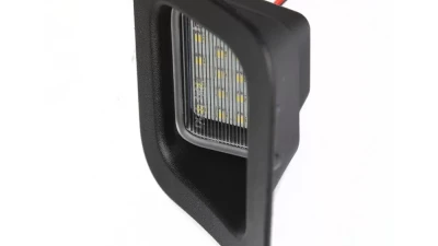 Spec-D Rear LED License Plate Lights (Chrome Housing/Clear Lens) Dodge Ram 2003-2019                                     - LIC-RAM03CLED-VS - Image 6