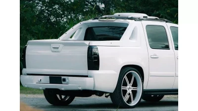 Spec-D LED 3rd Brake Light (Chrome Housing/Smoked Lens) Chevrolet Avalanche 2007-2012                                     - LT-AVA07RBGLED-CY - Image 8