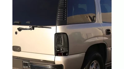 Spec-D LED C Bar Taillights (Chrome Housing/Smoked Lens) Chevrolet | GMC 2000-2006                                     - LT-DEN00GLED-G2-TM - Image 10