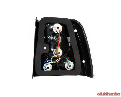 Spec-D Taillights (Matte Black Housing/Clear Lens) Volkswagen Passat 1998-2001 - LT-PAS974JM-TM