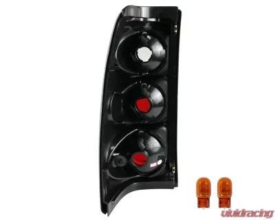 Spec-D Taillights (Matte Black Housing/Clear Lens) Chevrolet Silverado | GMC Sierra 1999-2007 - LT-SIV99JM-TM
