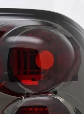 Spec-D Taillights (Chrome Housing/Smoked Lens) Chevrolet Trailblazer 2002-2009                                     - LT-TBLZ02G-TM - Image 2