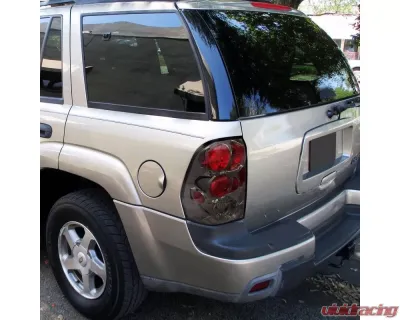 Spec-D Taillights (Chrome Housing/Smoked Lens) Chevrolet Trailblazer 2002-2009 - LT-TBLZ02G-TM