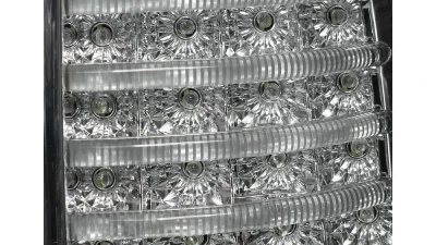 Spec-D LED Taillights (Matte Black Housing/Clear Lens) Toyota Tundra 2007-2013                                     - LT-TUN07JMLED-JP - Image 3