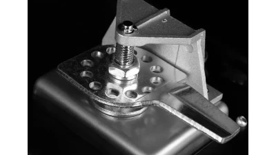 Spec-D Universal 36" Heavy Duty Black Aluminum Underbody Truck Tool Box w/ T-Handle Latches, Locks, & Keys                                     - TBOX-ALM11BK - Image 6