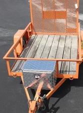 Spec-D Universal 24" Heavy Duty Silver Aluminum Underbody Truck Tool Box w/ T-Handle Latch, Lock, & Keys                                     - TBOX-ALM15 - Image 3