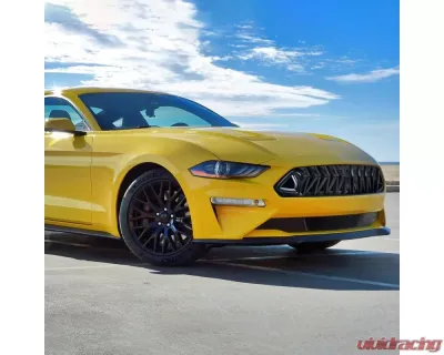 Spec-D Shark Style Hood Grille with Sequential LED Turn Signal Lights Ford Mustang 2018-2023 - HG-MST18BKDRL-SQ-KH