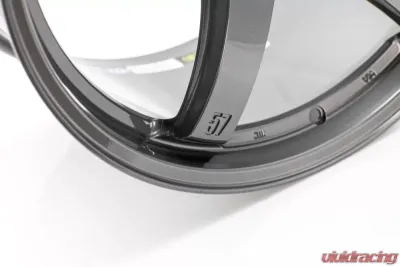 GramLights 57CR Wheel 17x9 5x100 38mm HS Gunmetallic - WGCRQ38DHGP