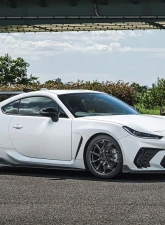 GramLights 57TR Wheel 18x8.5 5x114.3 38mm Glass Black                                     - WGYV38E6XZ - Image 6