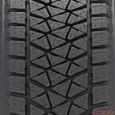 Bridgestone Blizzak DM-V2 245/50R20 Tire - 002459