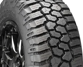 Cooper Discoverer Rugged Trek Tire 275 /65 R18 116T SL RBL