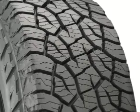 Kumho Road Venture A/T 52 Tire LT265 /70 R17 121S E1 BSW