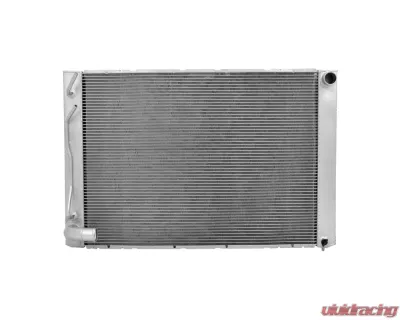 CSF Radiators Plastic Tank-Aluminum Core Radiator for Toyota Sienna 3.3L 2004-2005 - 3570