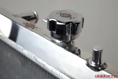 CSF Cooling - Racing & High Performance Division Chevy Colorado 5.3L / GMC Canyon 5.3L / Hummer H3 All-Aluminum Radiator Center - 7061