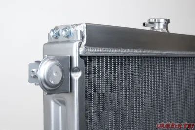 CSF Cooling - Racing & High Performance Division 98-07 Lexus LX470 / Toyota Land Cruiser Heavy-Duty All-Aluminum Radiator Center - 7207