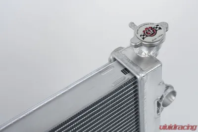 CSF Radiators Heavy-Duty All-Aluminum Radiator for Lexus LX470 & 4th Gen Toyota 4Runner V8 - 7215