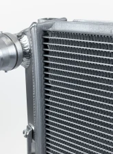 CSF Cooling - Racing & High Performance Division Porsche 955/957 Cayenne High-Performance All-Aluminum Radiator Center                                     - 7227 - Image 3