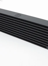 CSF Cooling - Racing & High Performance Division Universal Single-Pass Oil Cooler / RSR Porsche / M22 x 1.5 / 22L x 4.75H x 2.16W                                     - 8202 - Image 5