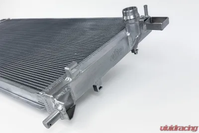CSF Cooling - Racing & High Performance Division Ford Bronco & Ranger Heavy-Duty All-Aluminum Radiator Center - 8228