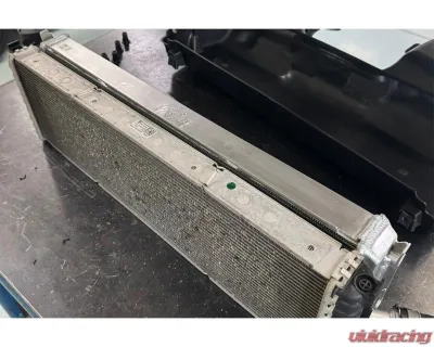 CSF Radiators Center High-Performance Radiator for Porsche 992.1 & 992.2 2019-2025 - 7243