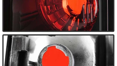 Spyder Auto Black Euro Style Taillights for GMC Safari 1985-2005, ALT-YD-CAS85-BK                                     - ALT-YD-CAS85-BK - Image 3