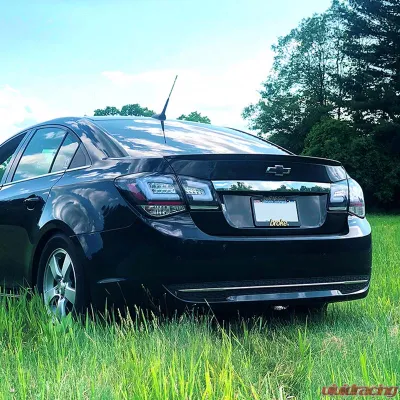 Spyder Auto Black LED Taillights with Light Bar for Chevrolet Cruze 2011-2014 - ALT-YD-CCRZ11-LBLED-BK