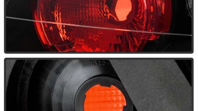 Spyder Auto Altezza Black Tail Lights for Dodge Neon 2000-2002, Custom Fit, Durable Design                                     - ALT-YD-DN00-BK - Image 4