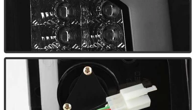 Spyder Auto Version 3 LED Tail Light Black Smoke for Dodge Ram 1500 | 2500 | 3500 2002-2006                                     - ALT-YD-DRAM02V3-LBLED-BSM - Image 3