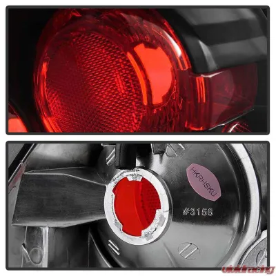 Spyder Auto Altezza Black Tail Lights for Ford Focus 4-Door 2000-2004 - ALT-YD-FF00-4D-BK