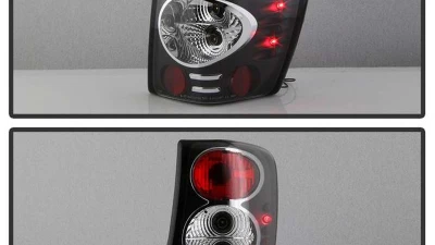 Spyder Auto Altezza Black Tail Lights for Jeep Grand Cherokee 1999-2004                                     - ALT-YD-JGC99-BK - Image 8