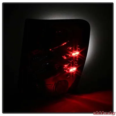 Spyder Auto Altezza Chrome Tail Lights for Jeep Grand Cherokee 1999-2004 - ALT-YD-JGC99-C
