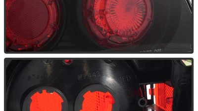 Spyder Auto Altezza Black Tail Lights for Subaru Impreza 2002-2003, Durable Design                                     - ALT-YD-SI01-BK - Image 4