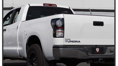 Spyder Auto LED Black Tail Lights for Toyota Tundra 2007-2009, Durable Design                                     - ALT-YD-TTU07-LED-BK - Image 8