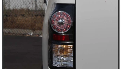 Spyder Auto LED Black Tail Lights for Toyota Tundra 2007-2009, Durable Design                                     - ALT-YD-TTU07-LED-BK - Image 10