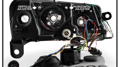 Spyder Auto Black Projector Headlights with DRL Light Tube for Audi A6 2005-2007 Halogen                                     - PRO-YD-ADA605-LTDRL-BK - Image 7